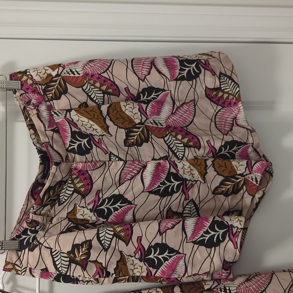 RW&CO. Top/Short Set in Size Large and Size 12-Very Good Condition - Picture 2 of 10